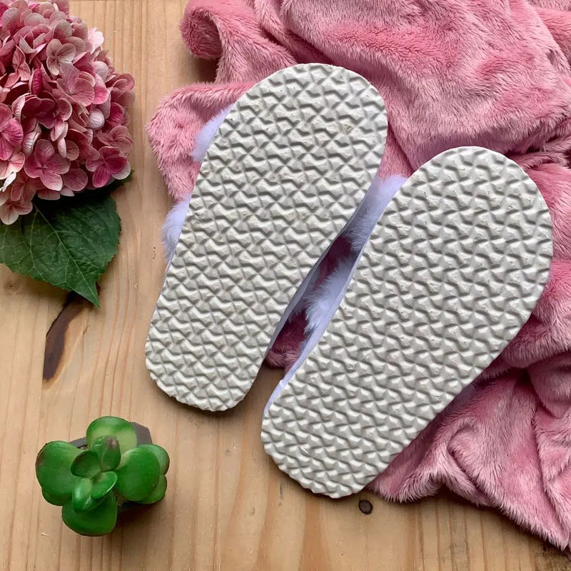 Pantufa BabyCloud – Conforto e Elegância para Seus Pés!