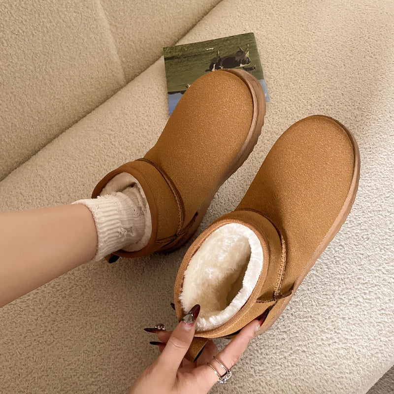 Bota Feminina Ultra Mini Forrada LINLING – Inverno Quentinho com Estilo de Luxo!
