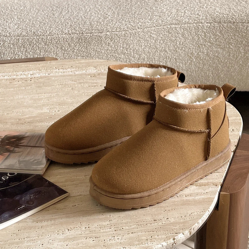 Bota Feminina Ultra Mini Forrada LINLING – Inverno Quentinho com Estilo de Luxo!