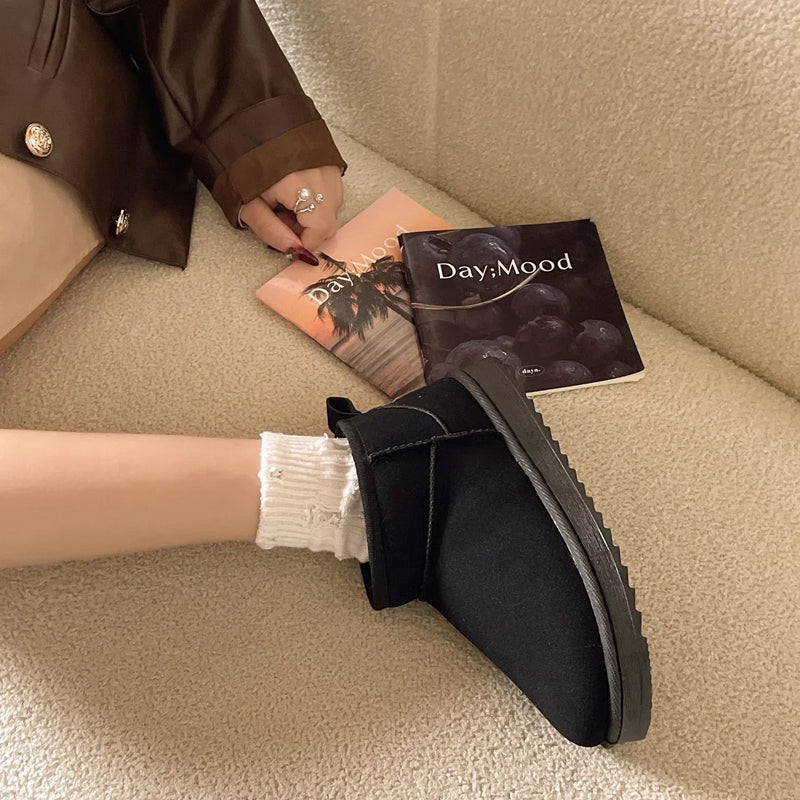 Bota Feminina Ultra Mini Forrada LINLING – Inverno Quentinho com Estilo de Luxo!
